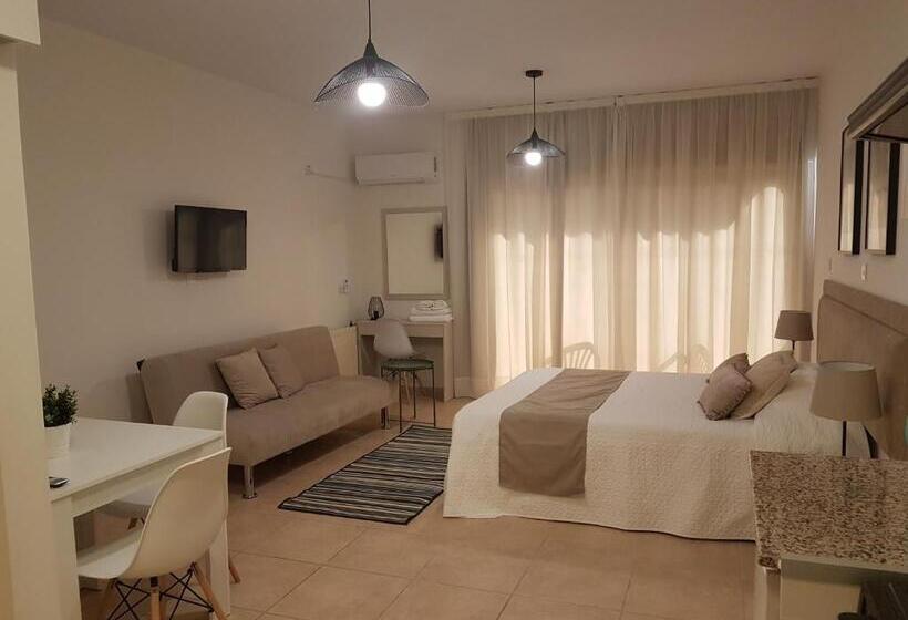 בית מלון כפרי Marianna Annex