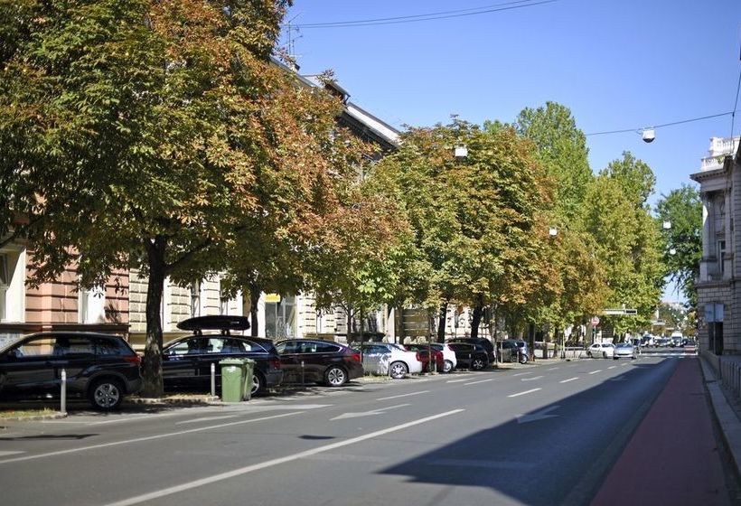 בית מלון כפרי Markiz