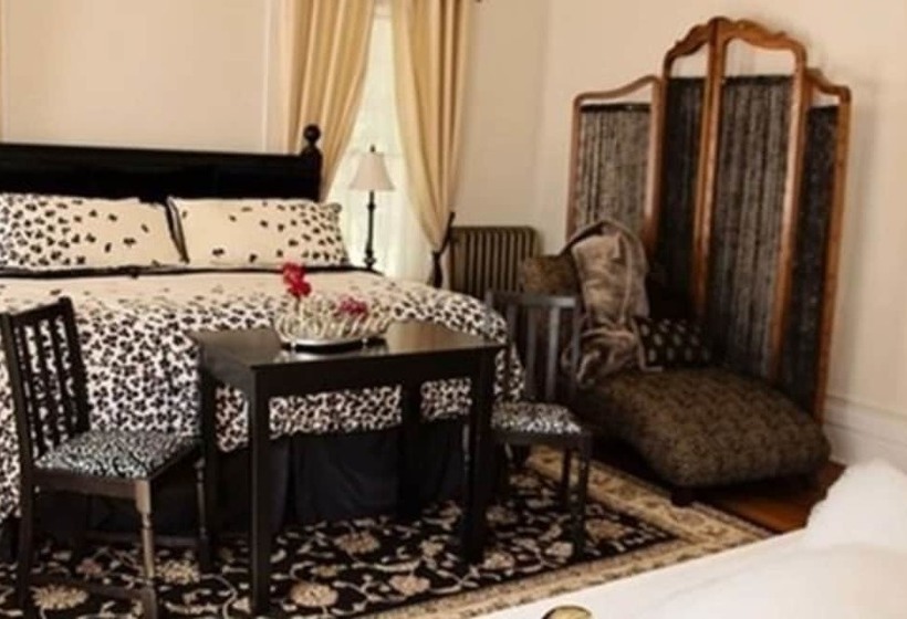 فندق Michael's Mansion