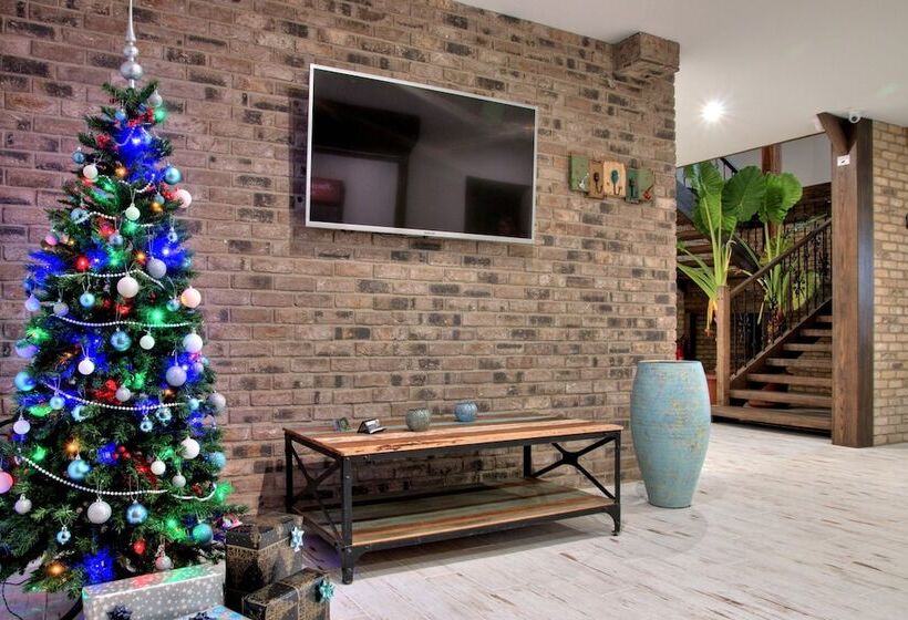 Отель Penzion Pri Mlyne