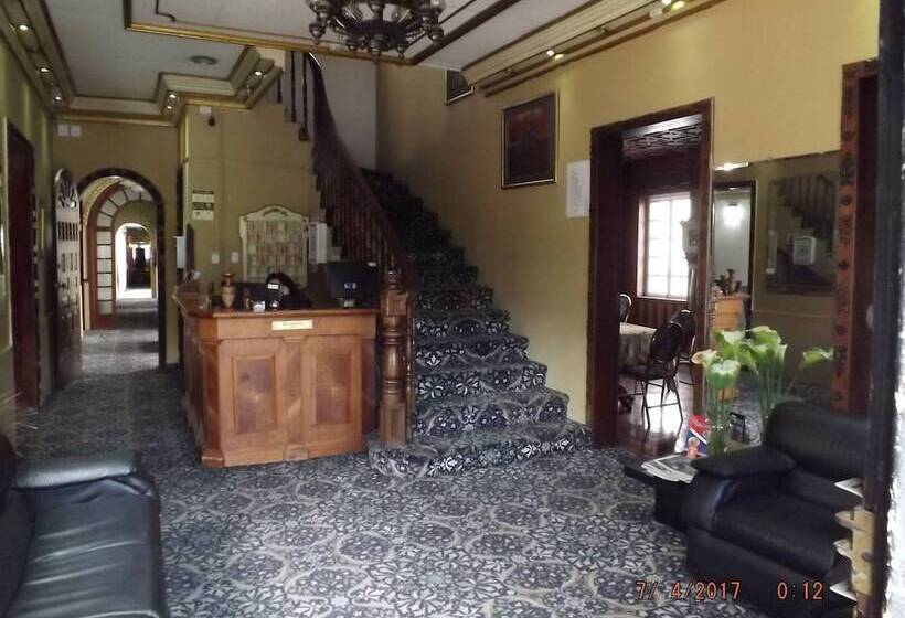 בית מלון כפרי Plaza Internacional