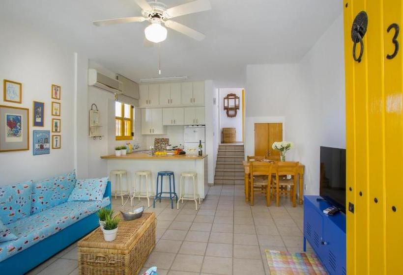 호텔 Protaras Dandelion Cottage