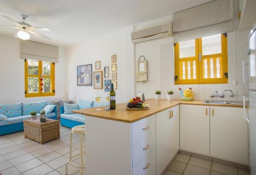 호텔 Protaras Dandelion Cottage