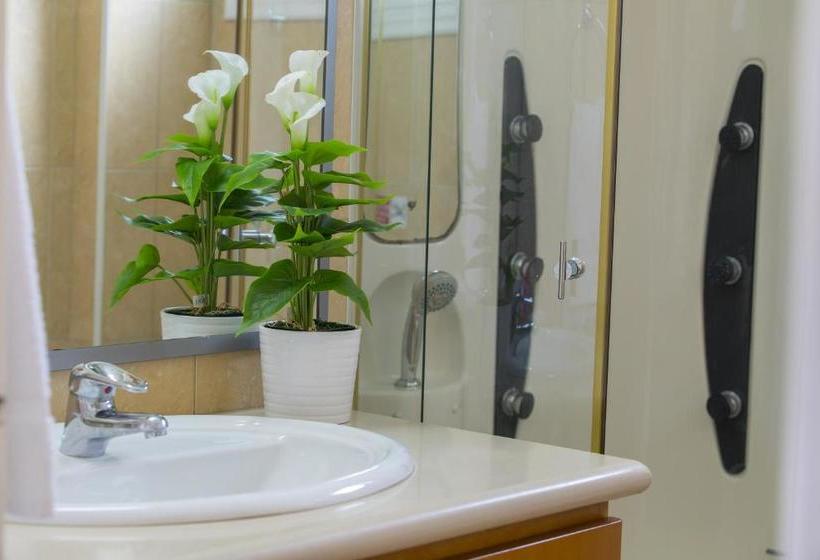 فندق Protaras Villa Jovanna