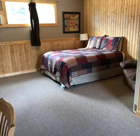 هتل Red Lodge Inn