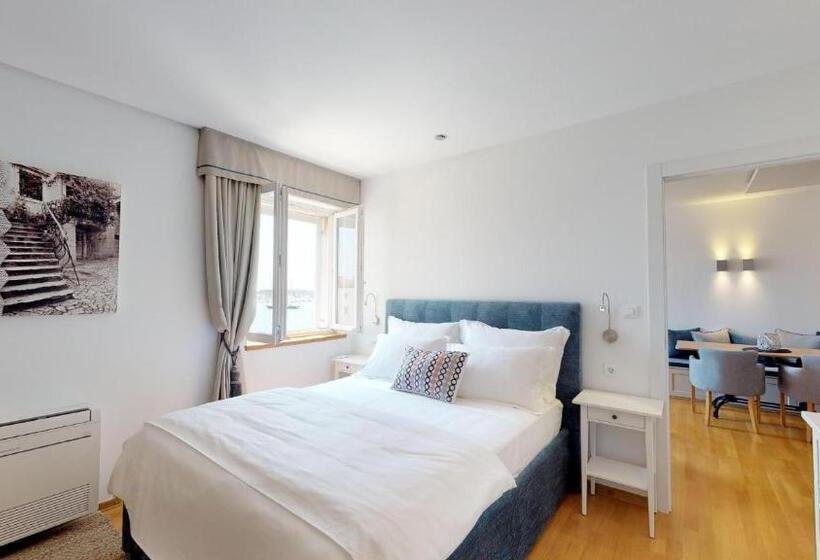 호텔 Riva Apartments