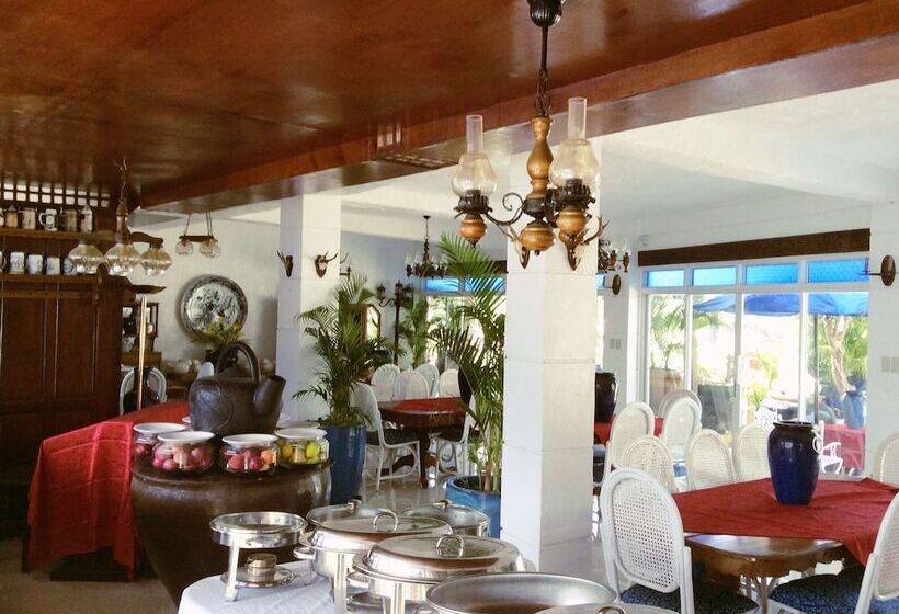 هتل San Juan Treasure Resort