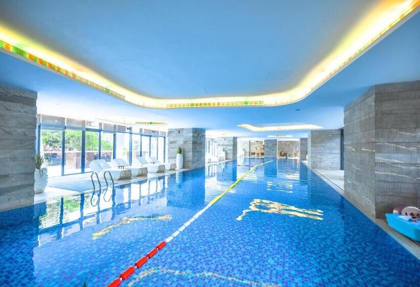 בית מלון כפרי Sanya Conifer Resort