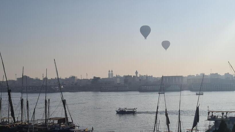 호텔 Senmut Luxory Rooms