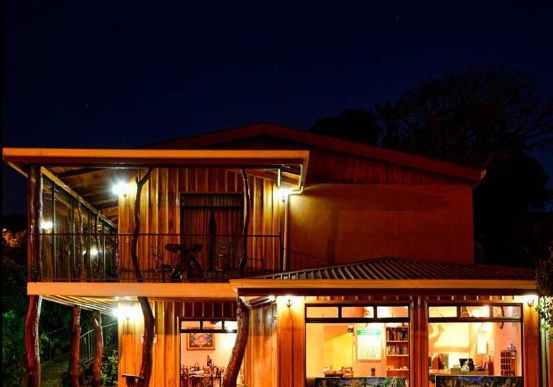 Отель Sibu Lodge