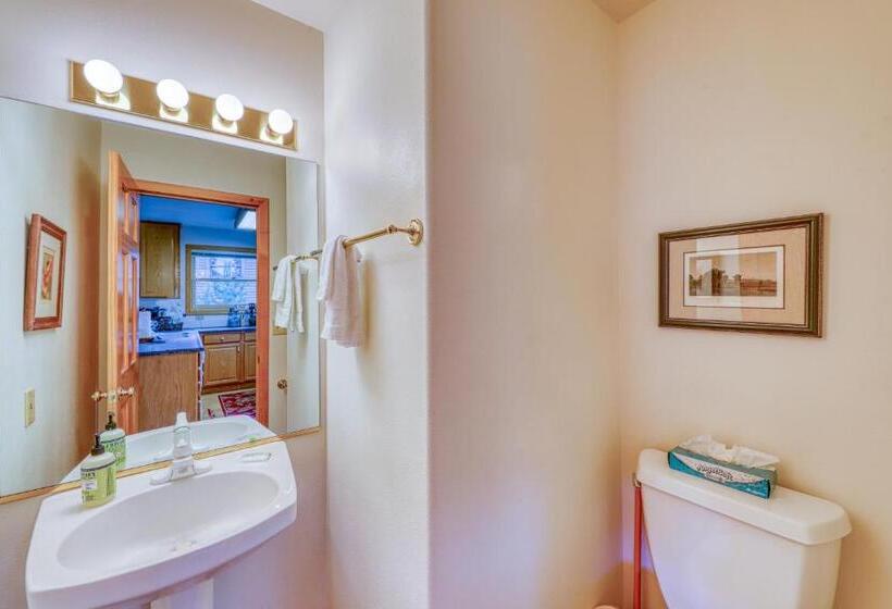 Отель Snake River Village 05