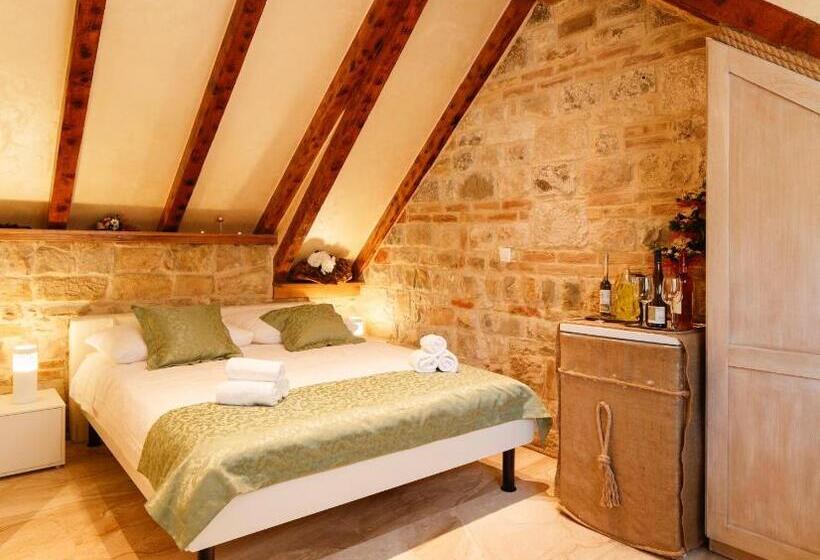 בית מלון כפרי Stone House Luxury Rooms