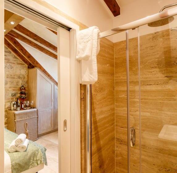 בית מלון כפרי Stone House Luxury Rooms