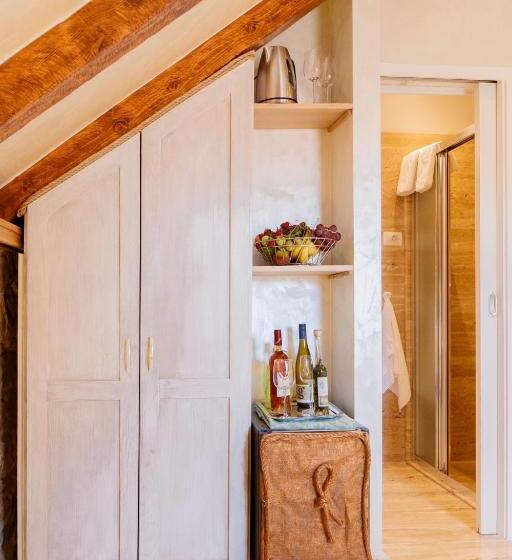 בית מלון כפרי Stone House Luxury Rooms