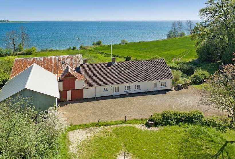 هتل Strandhuset