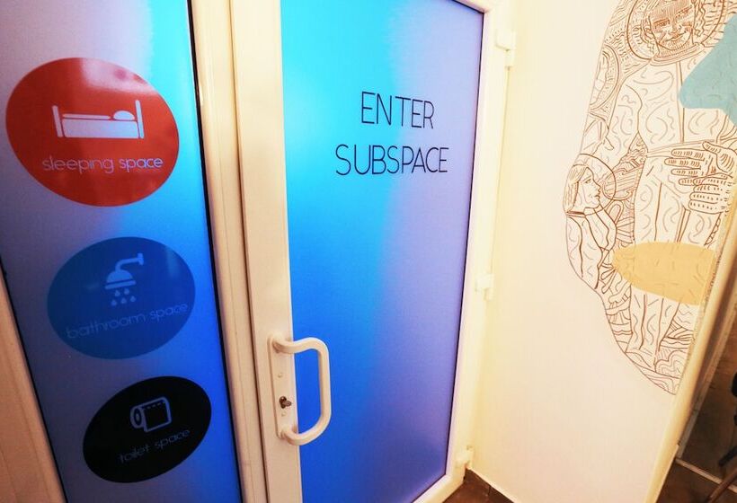 בית מלון כפרי Subspace Hostel