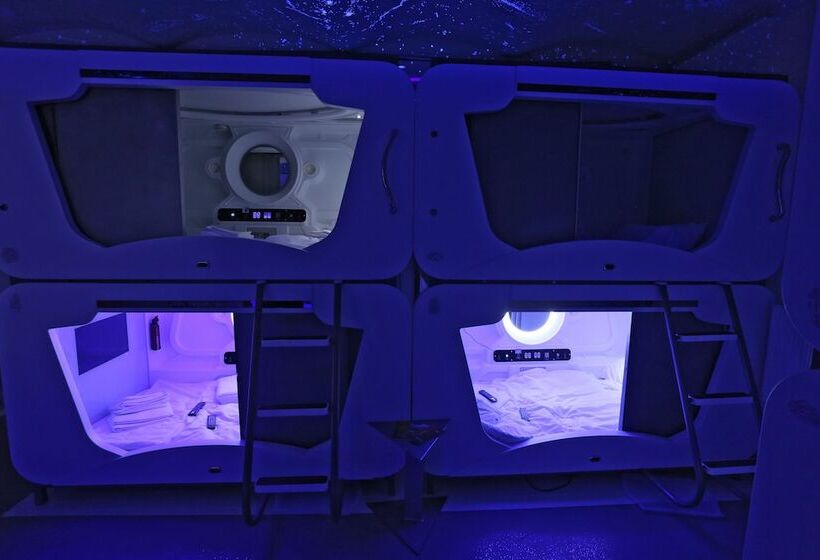 בית מלון כפרי Subspace Hostel