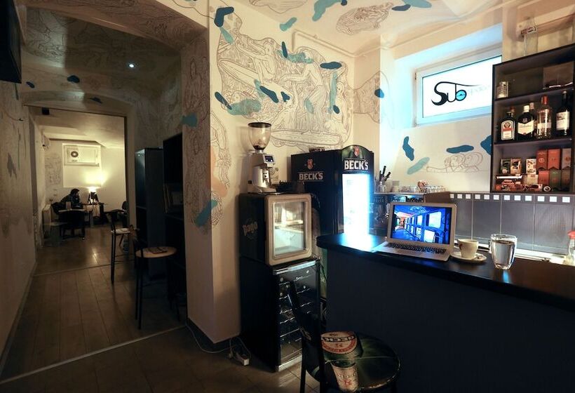 בית מלון כפרי Subspace Hostel