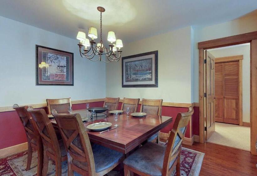 ホテル The Springs At River Run