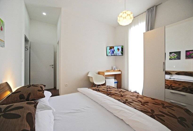 호텔 Valenti Rooms