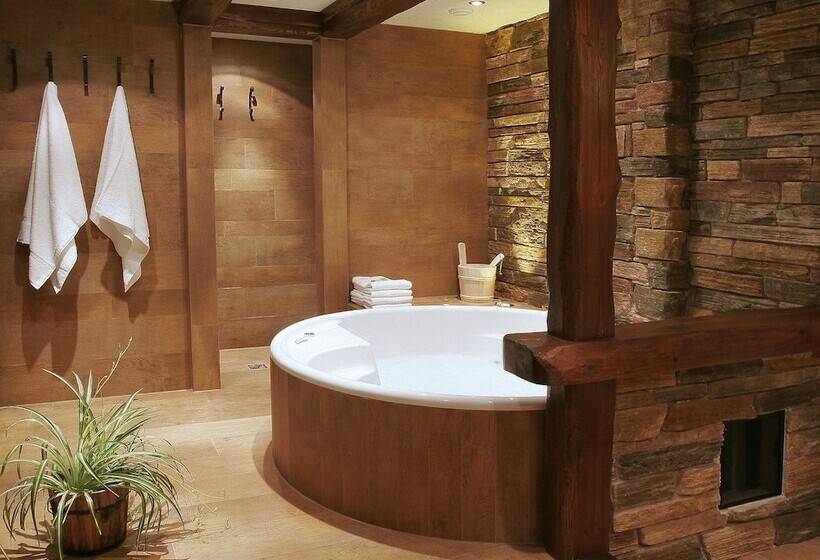 Отель Vila Grand