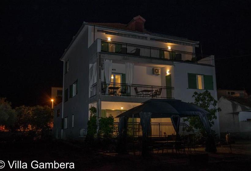 בית מלון כפרי Villa Gambera