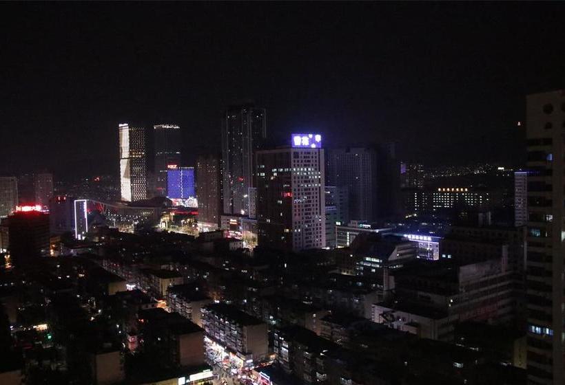 酒店 Yantai Music Theme Youth Hostel