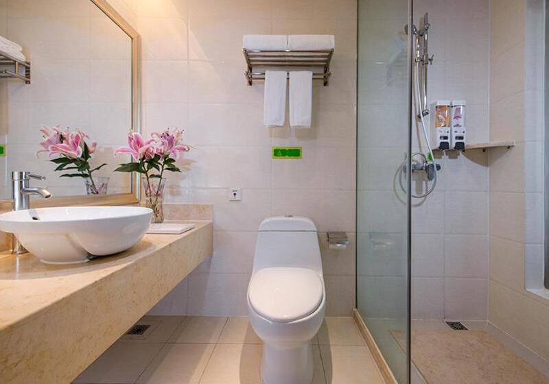 Vienna International Hotel Shenyang Railway Station