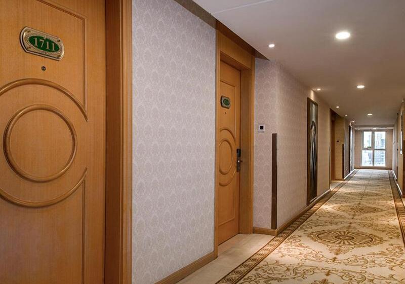 Vienna International Hotel Shenyang Railway Station