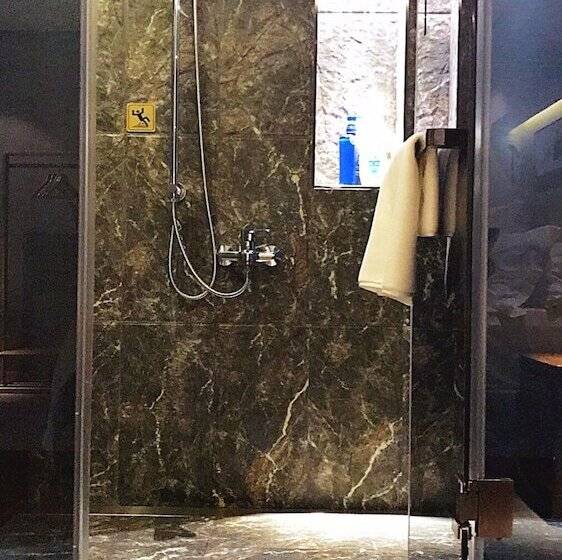 Xy Hotel Xi’an Bell Tower