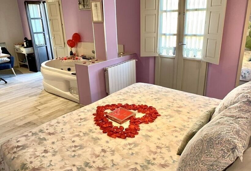 Akla Hotel Suites Santillana