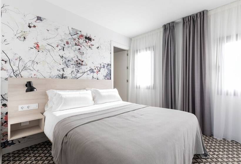 Aspasios Poble Nou Apartments