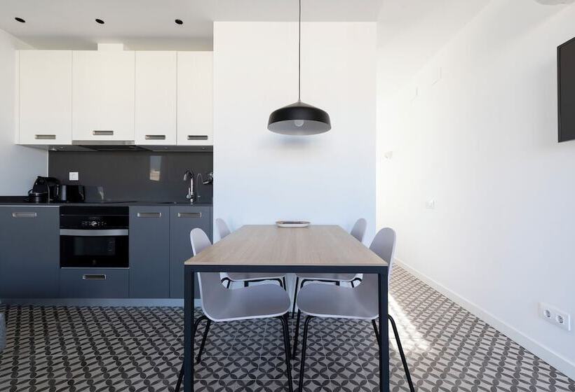 Aspasios Poble Nou Apartments