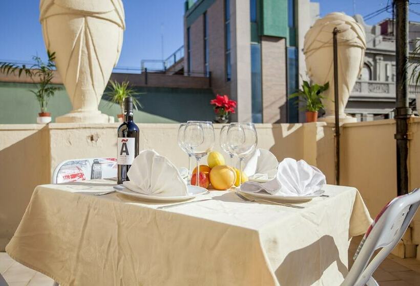 Atico De Lujo Plaza Ayuntamiento Pet Friendly