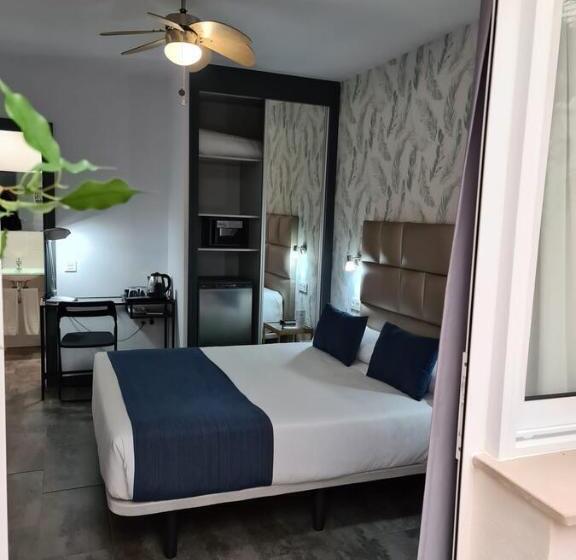 Bed and Breakfast Bajondillo Beach Cozy Inns