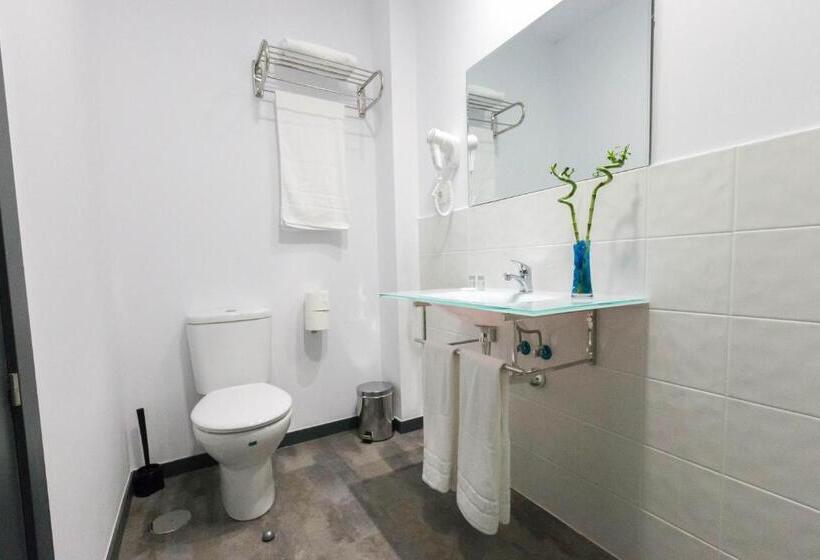 Bed and Breakfast Bajondillo Beach Cozy Inns