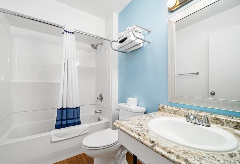 Grand Traverse Motel