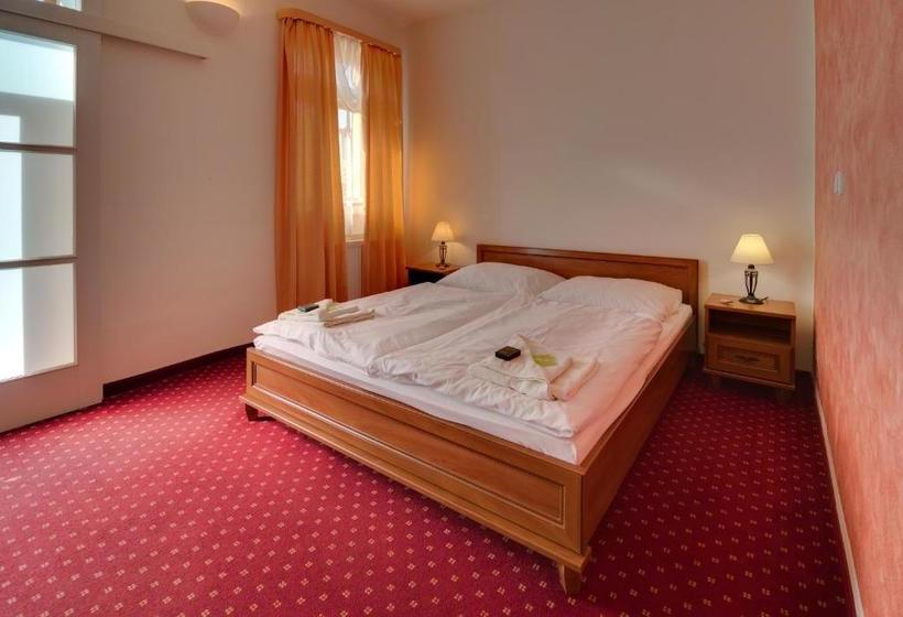 فندق 101 Penzion