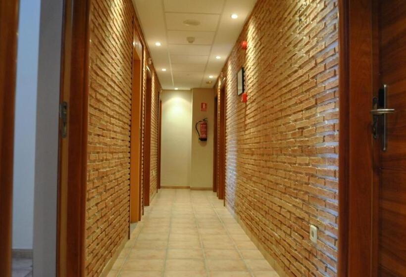 ホテル Alda Nueva Castilla