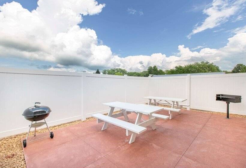 호텔 Americinn By Wyndham Humboldt