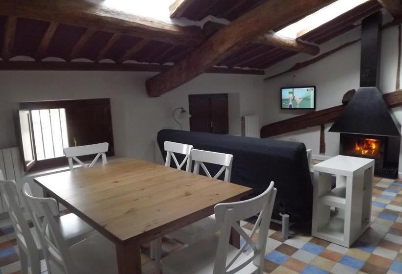 בית מלון כפרי Apartamentos San Francisco 58