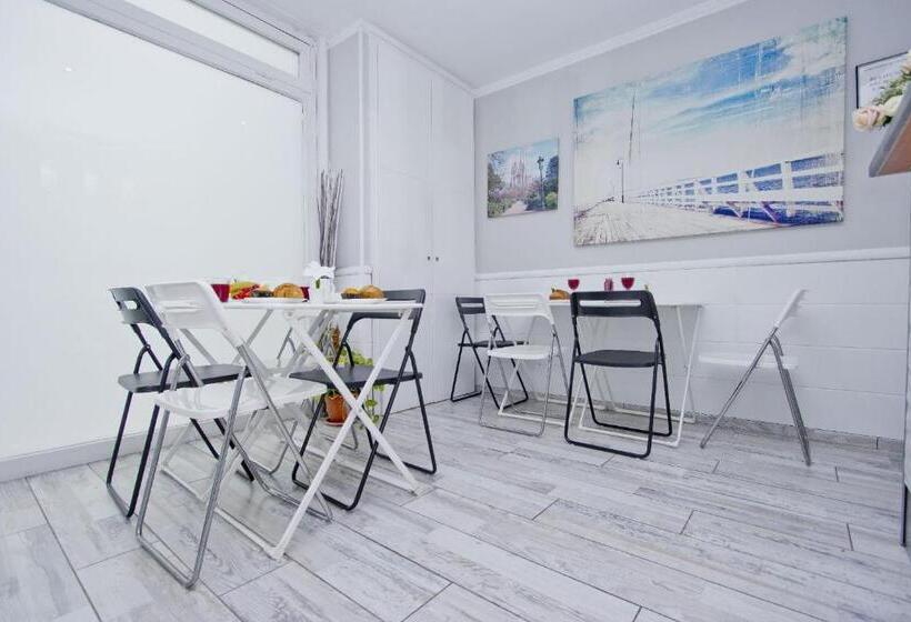 ホテル Barcelona City Rooms