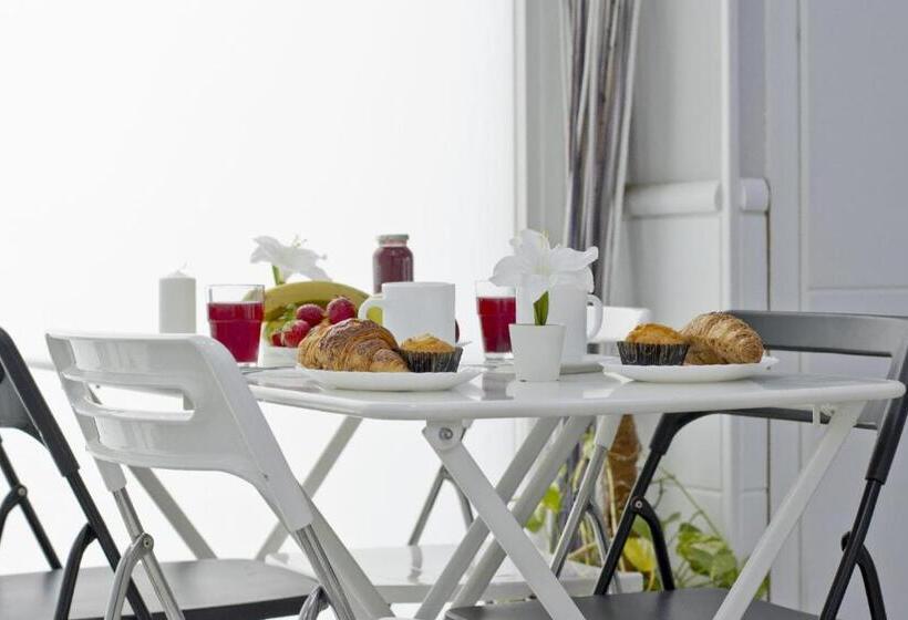 ホテル Barcelona City Rooms