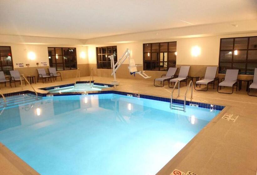 فندق Best Western Plus New Richmond Inn & Suites