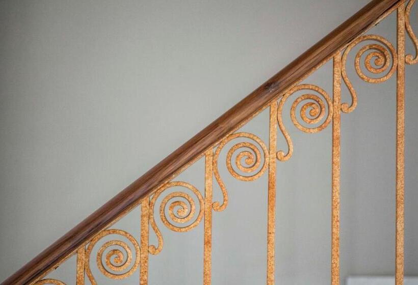 酒店 Blue Windows House