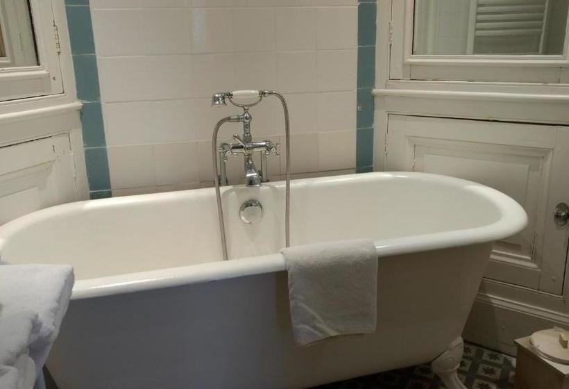 هتل La Villa Ariane