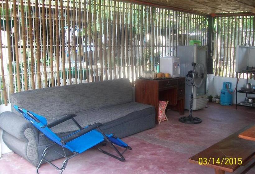 هتل Charm Guest House