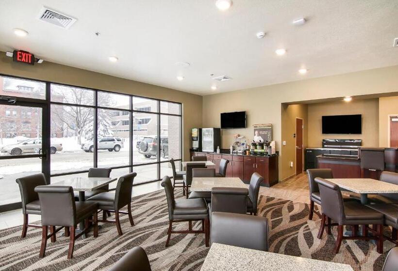 فندق Cobblestone Inn & Suites   Menomonie/uw Stout