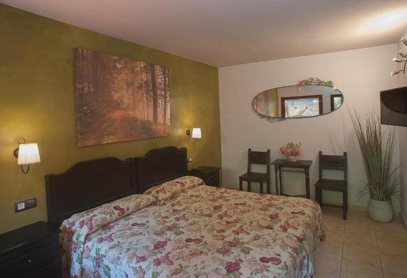 ホテル Rural Corru San Pumés