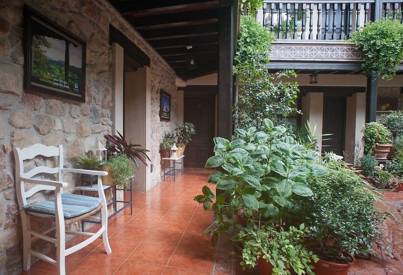 ホテル Rural Corru San Pumés